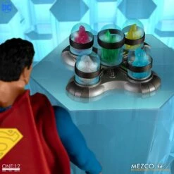 Mezco Toys ONE:12 Collective - DC Universe - Superman: Man Of Steel Edition 31 Mezco Toys ONE:12 Collective - DC Universe - Superman: Man Of Steel Edition -Toy Dojo 11702