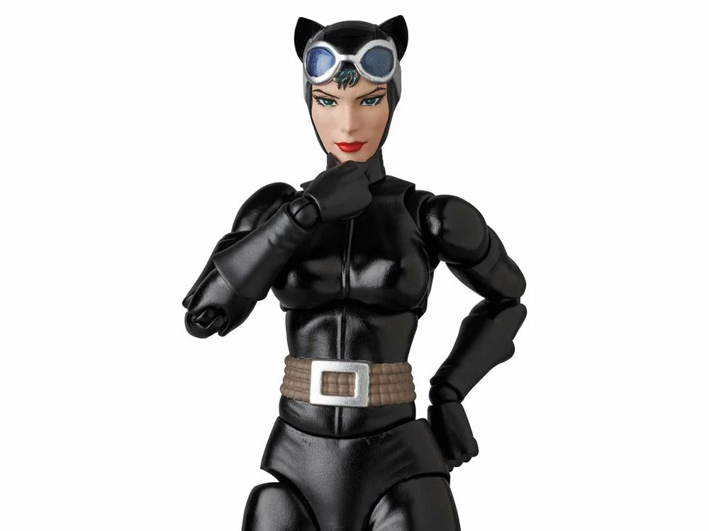 DC Comics MAFEX No.123 Hush - Catwoman 2 DC Comics MAFEX No.123 Hush - Catwoman - Image 2