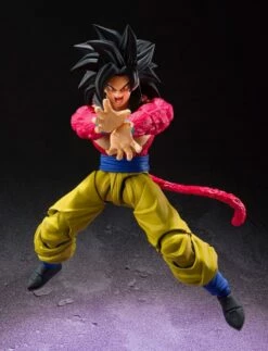 Bandai S.H. Figuarts DragonBall GT - Super Saiyan 4 Son Goku