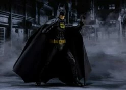 Bandai S.H. Figuarts 1989 Batman -Toy Dojo 61hXhCDeA3L. AC SL1500 30495.1604348462.1280.1280