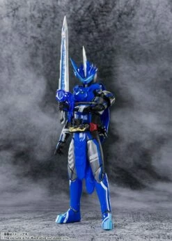 Bandai S.H. Figuarts Kamen Rider Saber - Kamen Rider Blades Lion Senki -Toy Dojo 71b6iWaBjOL. AC SL1200