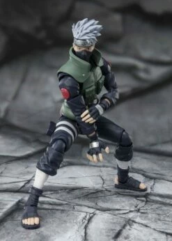 Bandai S.H. Figuarts Naruto: Shippuden - Kakashi Hatake (Famed Sharingan Hero) 11 Bandai S.H. Figuarts Naruto: Shippuden - Kakashi Hatake (Famed Sharingan Hero) -Toy Dojo 749b083a ba8b 4802 80b6 1692ff0a2410