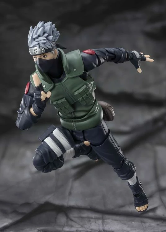 Bandai S.H. Figuarts Naruto: Shippuden - Kakashi Hatake (Famed Sharingan Hero) 3 Bandai S.H. Figuarts Naruto: Shippuden - Kakashi Hatake (Famed Sharingan Hero) - Image 3