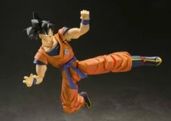 Bandai S.H. Figuarts DragonBall Z Son Goku - A Saiyan Raised On Earth 10 Bandai S.H. Figuarts DragonBall Z Son Goku - A Saiyan Raised On Earth -Toy Dojo BAN20877 06 22286