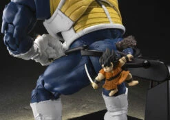 Bandai S.H. Figuarts Dragon Ball Z - Great Ape Vegeta -Toy Dojo SHF 15 42893.1581203622.1280.1280