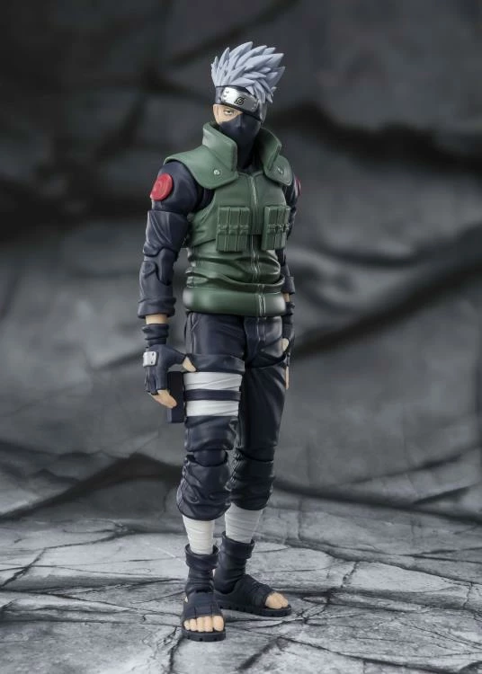 Bandai S.H. Figuarts Naruto: Shippuden - Kakashi Hatake (Famed Sharingan Hero) 6 Bandai S.H. Figuarts Naruto: Shippuden - Kakashi Hatake (Famed Sharingan Hero) - Image 6