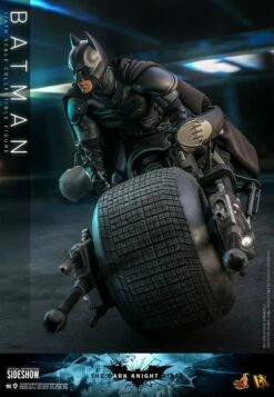 Hot Toys Movie Masterpiece 1/6 Scale Figure - The Dark Knight Rises - Batman 31 Hot Toys Movie Masterpiece 1/6 Scale Figure - The Dark Knight Rises - Batman -Toy Dojo batman dc comics gallery 5fca887204153 23079