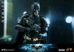 Hot Toys Movie Masterpiece 1/6 Scale Figure - The Dark Knight Rises - Batman 26 Hot Toys Movie Masterpiece 1/6 Scale Figure - The Dark Knight Rises - Batman -Toy Dojo batman dc comics gallery 5fca8875ca966 73263