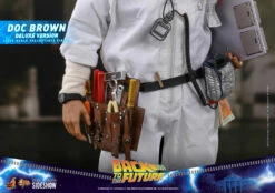 Hot Toys - 1/6 Scale Figure - Back To The Future - Doc Brown (Deluxe Version) -Toy Dojo doc brown deluxe version back to the future gallery 6137c4e57789a