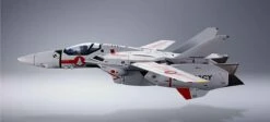 Bandai DX Chogokin Macross 1/48 Scale VF-1J Valkyrie (Hikaru Ichijo) -Toy Dojo dx chogokin vf 1j 09 63817