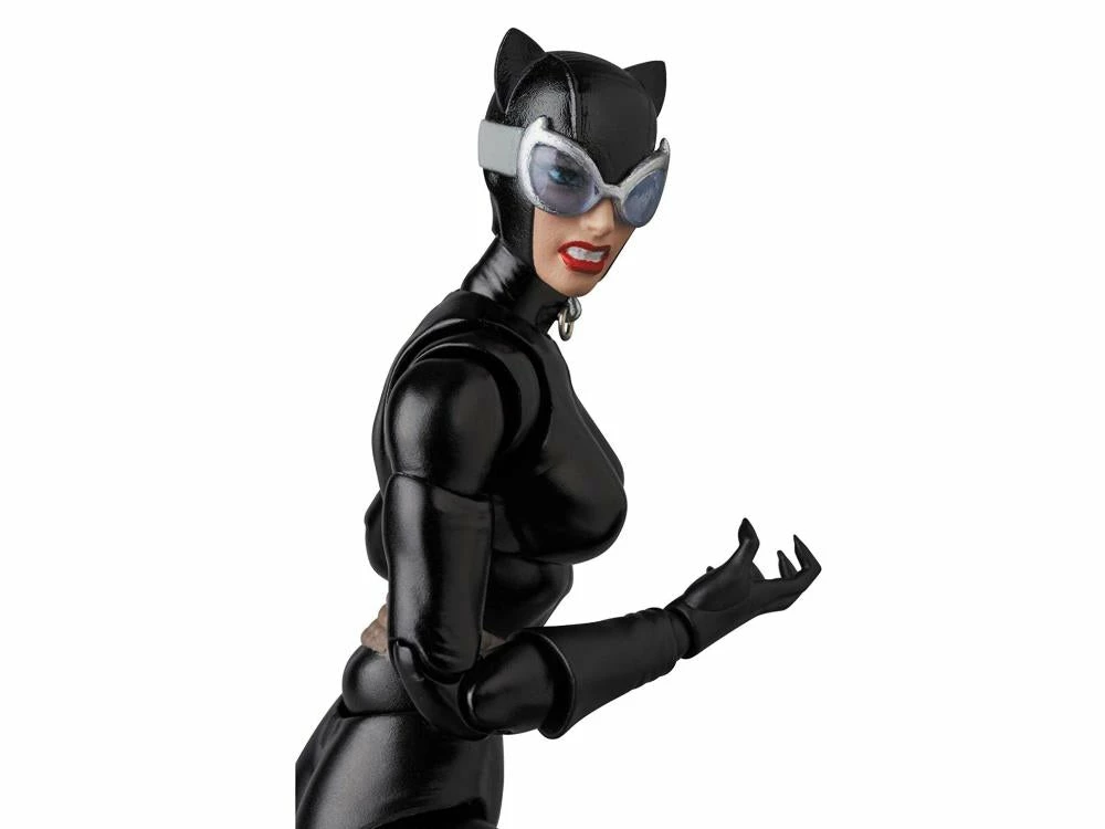 DC Comics MAFEX No.123 Hush - Catwoman 13 DC Comics MAFEX No.123 Hush - Catwoman - Image 13