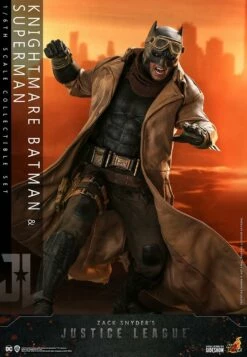 Hot Toys Movie Masterpiece 1/6 Scale Figure - Zack Snyder's Justice League - Knightmare Batman And Superman -Toy Dojo knightmare batman and superman dc comics gallery 605385ada0f02 25792