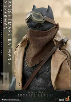 Hot Toys Movie Masterpiece 1/6 Scale Figure - Zack Snyder's Justice League - Knightmare Batman And Superman -Toy Dojo knightmare batman and superman dc comics gallery 605385b0ac0c2 44059