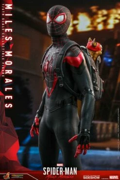 Hot Toys Video Game Masterpiece 1/6 Scale Figure - Miles Morales (Marvel’s Spider-Man: Miles Morales) -Toy Dojo miles morales marvel gallery 5fad82db9e9d3 74439