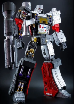 Transformers Action Toys Ultimetal Metal UM-03 Die Cast Megatron