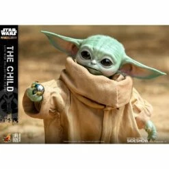 Hot Toys - The Mandalorian - The Child Life Size Figure